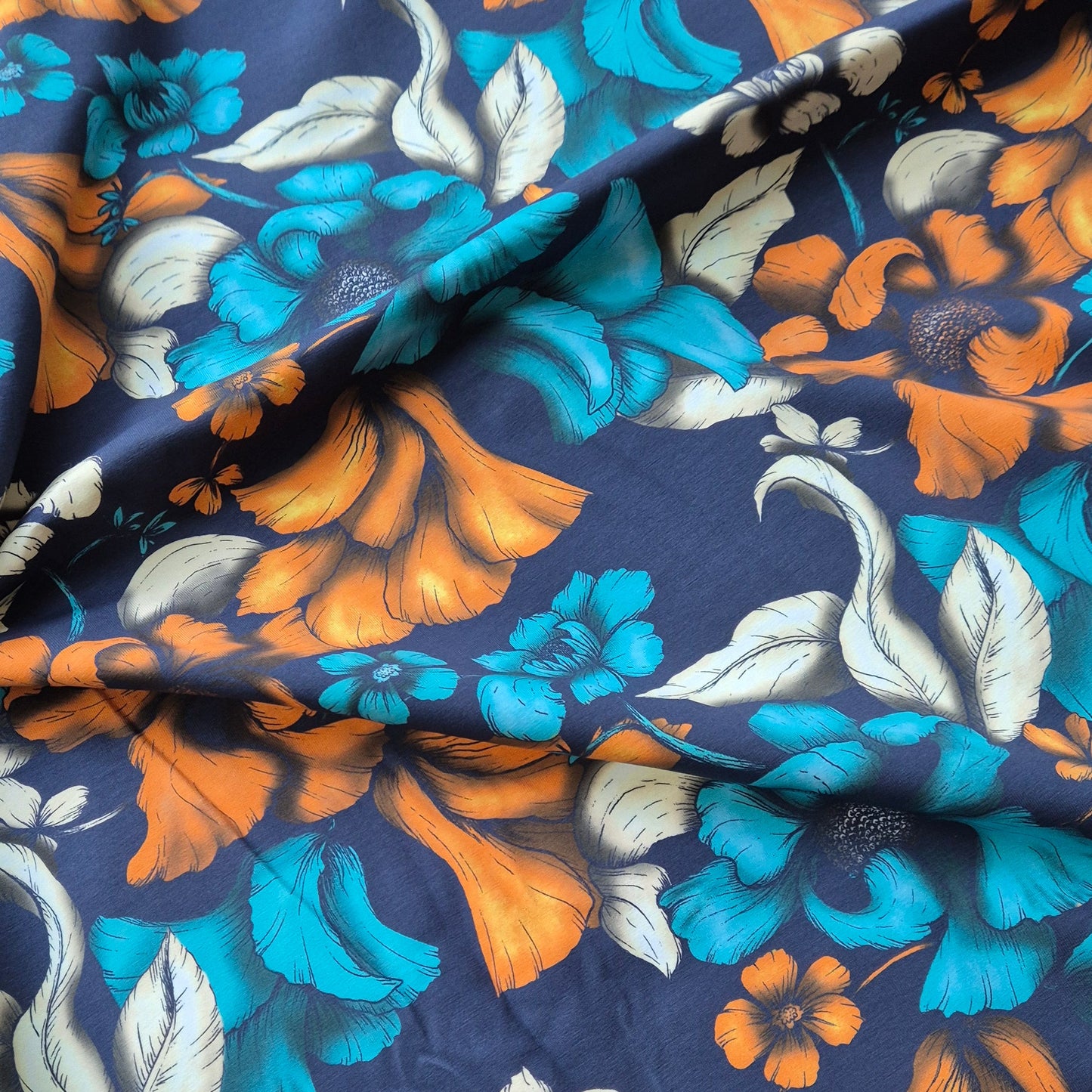 Toni comet, zelfontworpen exclusieve tricot stof met biologisch katoen
