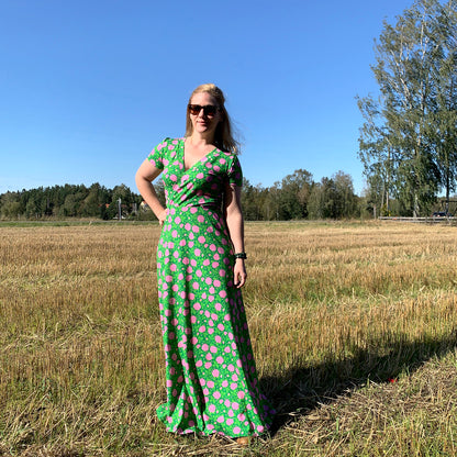 The Victoria Dress